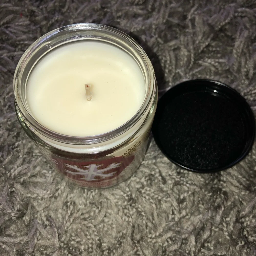 Bath & Body Works Bright Christmas Morning Candle, New